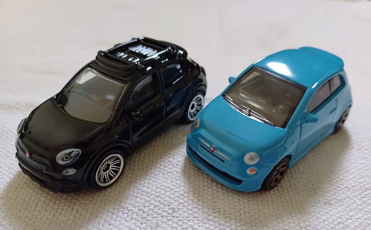 Fiat 500 lote com 2 miniaturas esc 1:64 Matchbox 