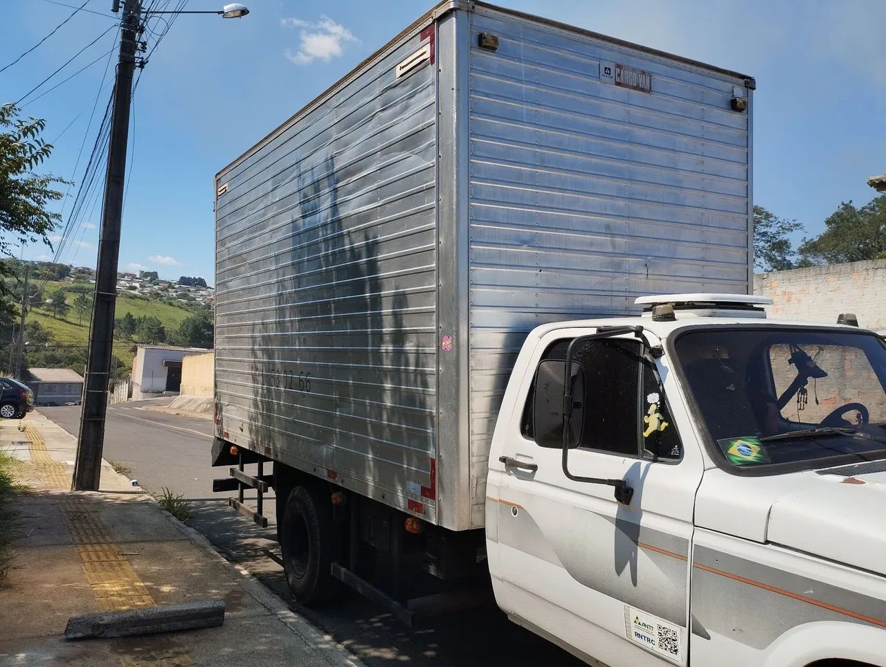 Caminhão Baú - Chevrolet - Foto 5