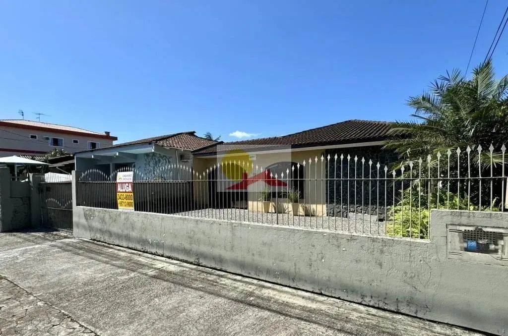 CASA no COMASA com 3 quartos para LOCAÇÃO, 220 m² - Foto 2