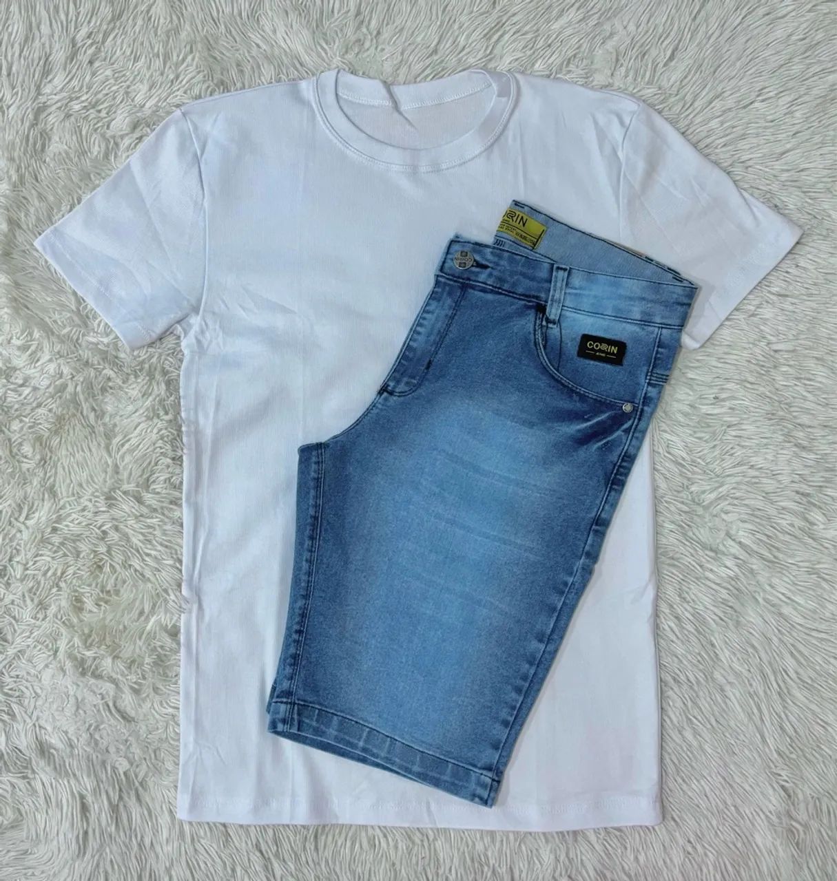 Conjunto Camisa Canelada e Bermuda Jeans