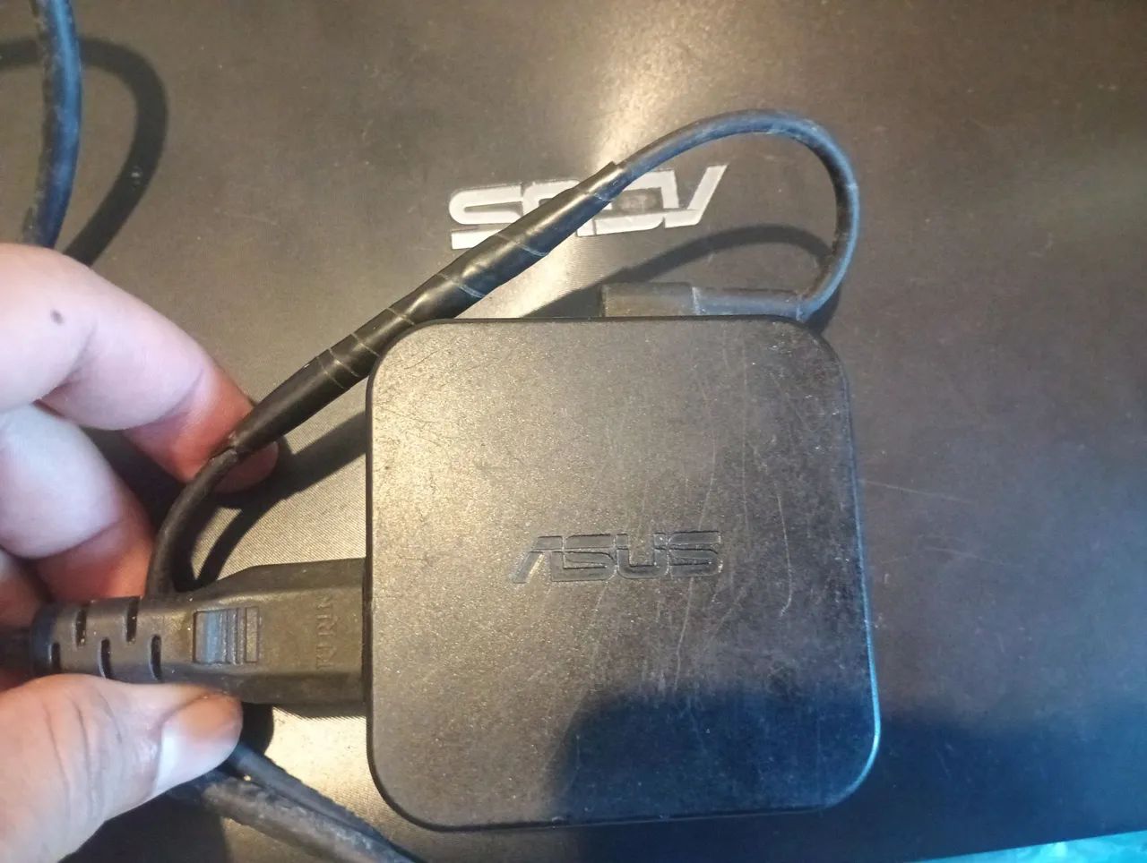 Original laptop charger for Asus x555l x555lf, selling quickly64520762675202122