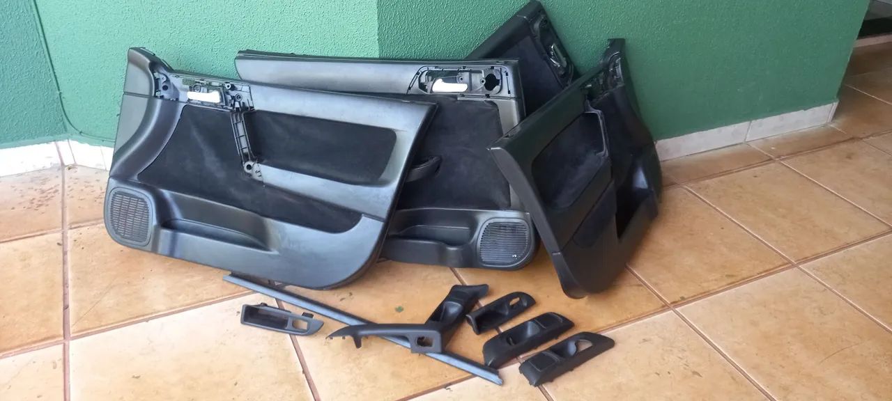 Jogo de papelão de porta do chevrolet astra com detalhes