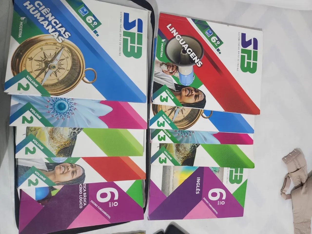 Livros Didáticos 6º Ano - Sistema Farias Brito