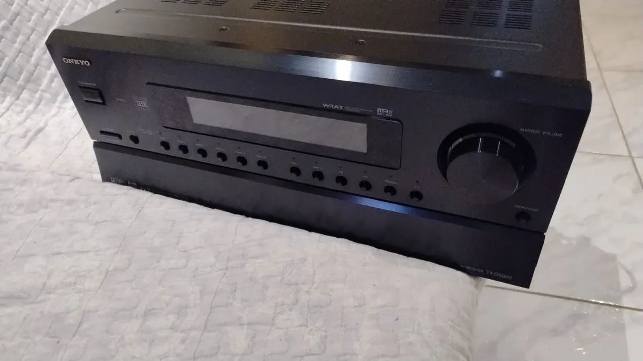 Receiver Onkyo TX-DS989