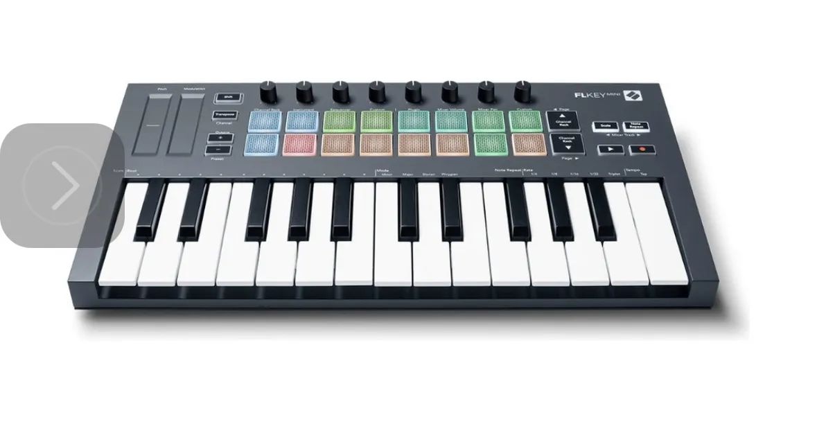 Teclado Controlador Novation Launchkey Mini MK3 - Foto 3