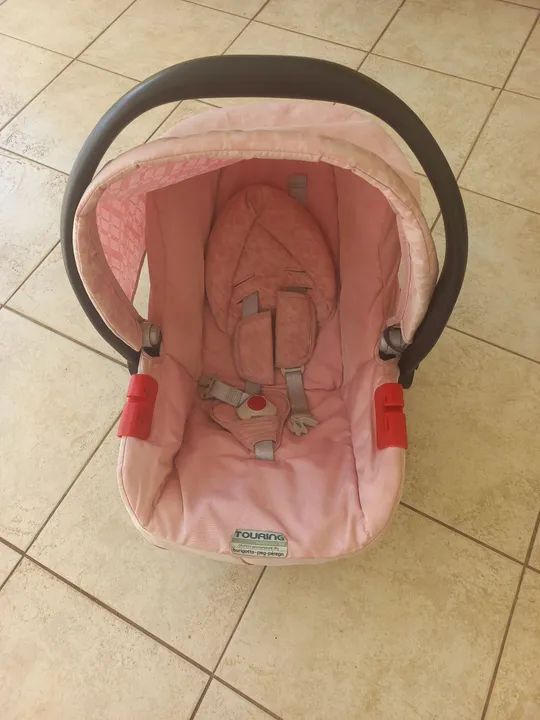 Cadeirinha de bebê conforto burigoto usado para menina