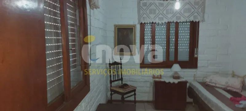 CASA COM EXCELENTE LOCALIZAÇÃO E 06 DORMITÓRIOS EM TRAMANDAÍ - Foto 3