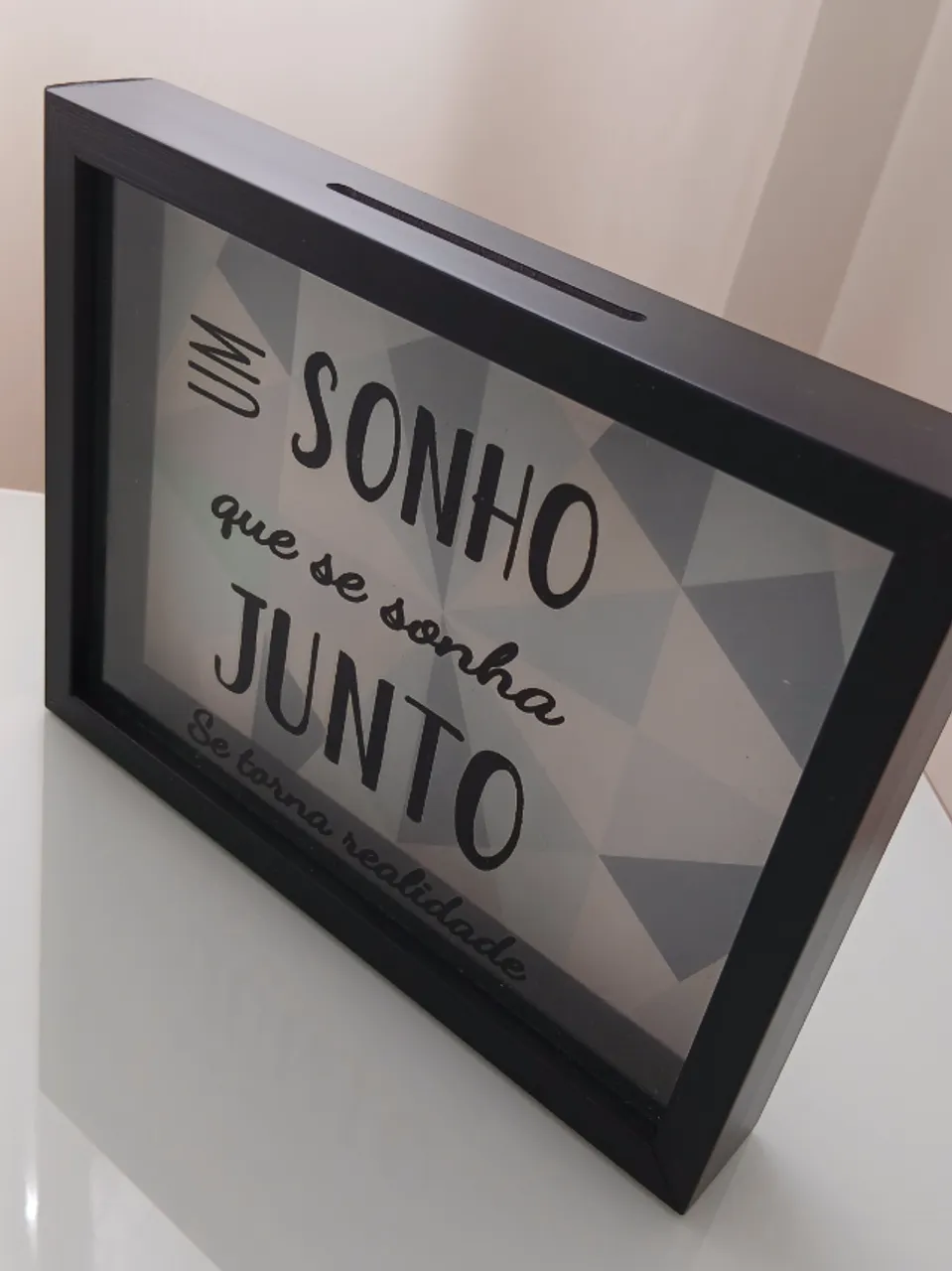Caixa Cofre Decorativa Sonho Que se Sonha Junto - Nova