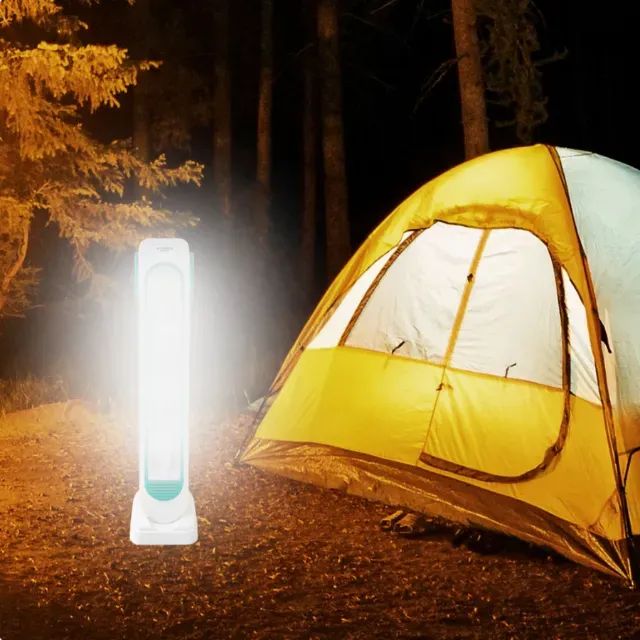 Lanterna LED para Acampamento e Emergências com Carregamento Solar e Cabo Tipo C MM-S103