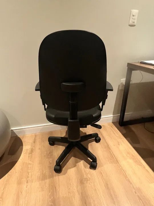 Cadeira de Escritório Giratória com Rodas - Foto 2