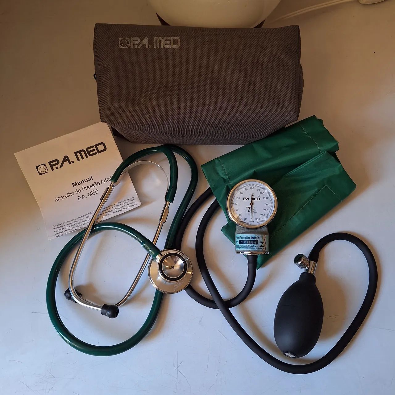 Aparelho de pressão arterial P.A. MED cor verde. Novo! 