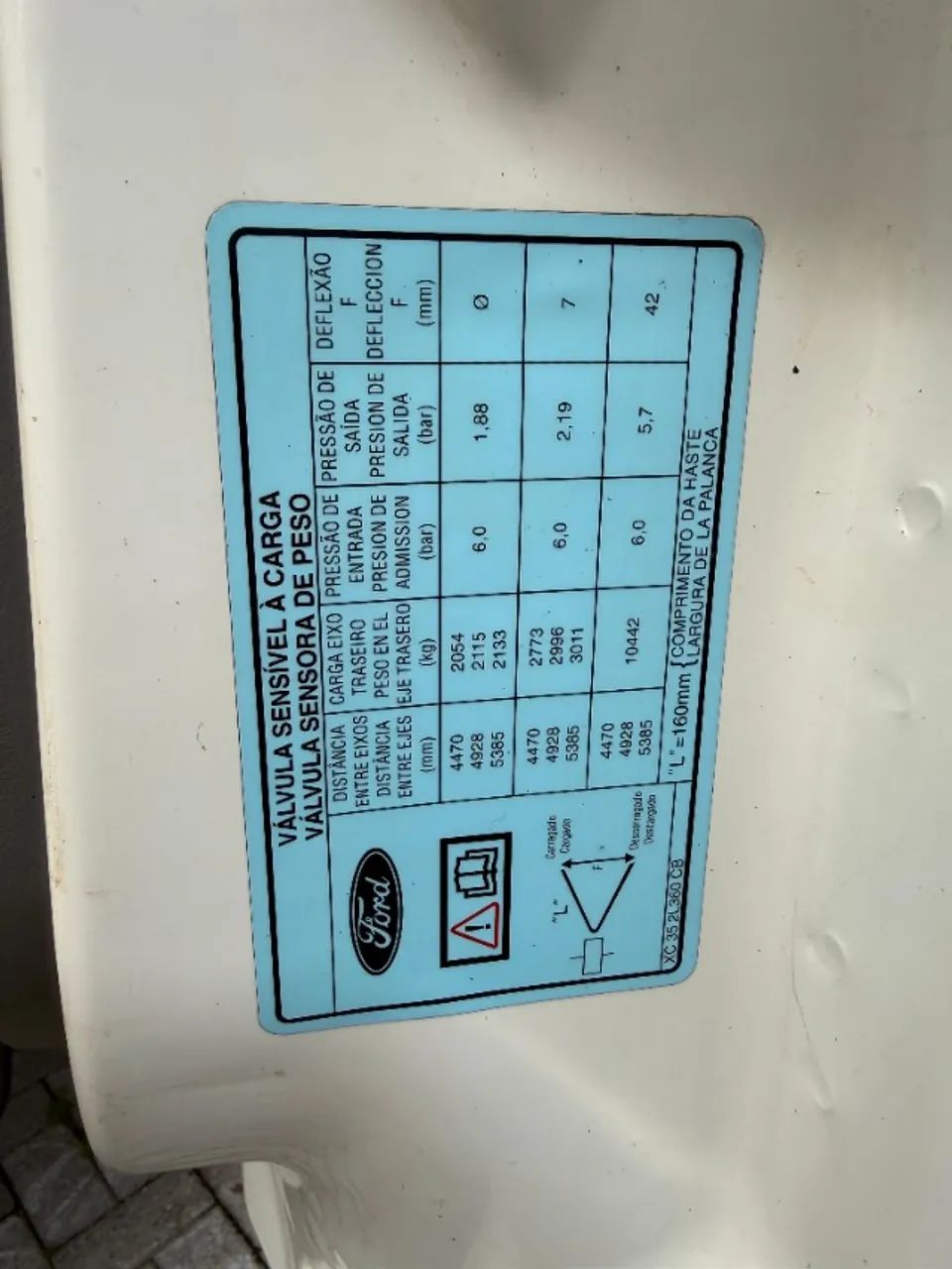 FORD 14000 CABINE DUPLA COM CESTO AEREO VERSALIFT VST-47 - Foto 4