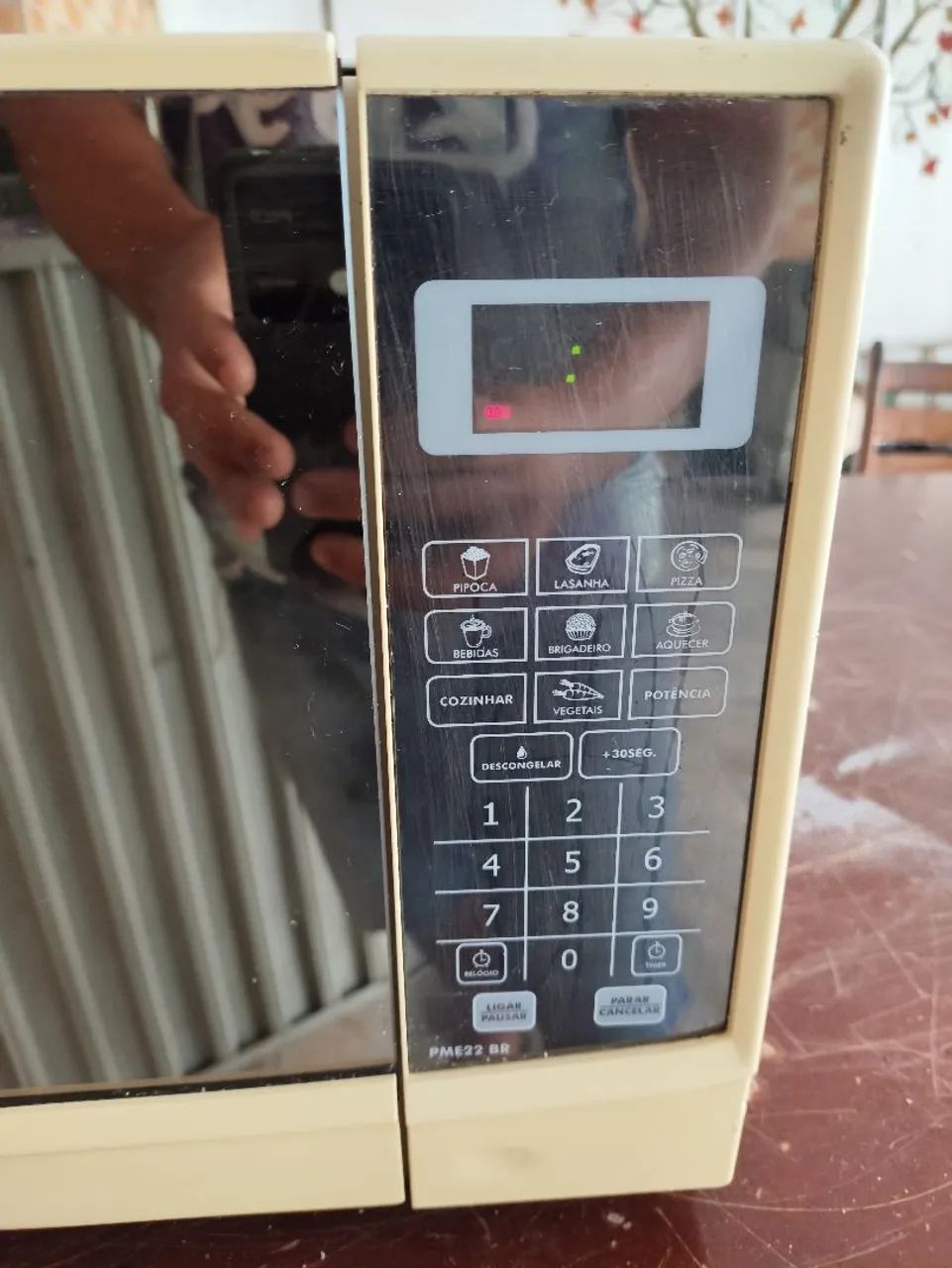 Microondas Philco,20 lts,110 volts, entrego e dou garantia  - Foto 2