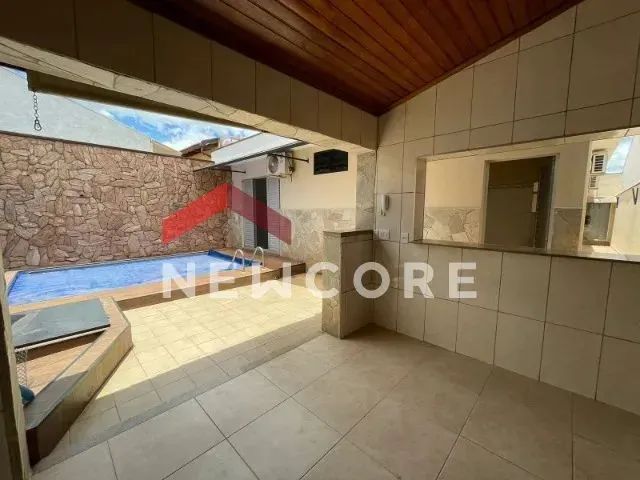 Casa em Rua Armando Gulim - Parque Glória III - Catanduva/SP