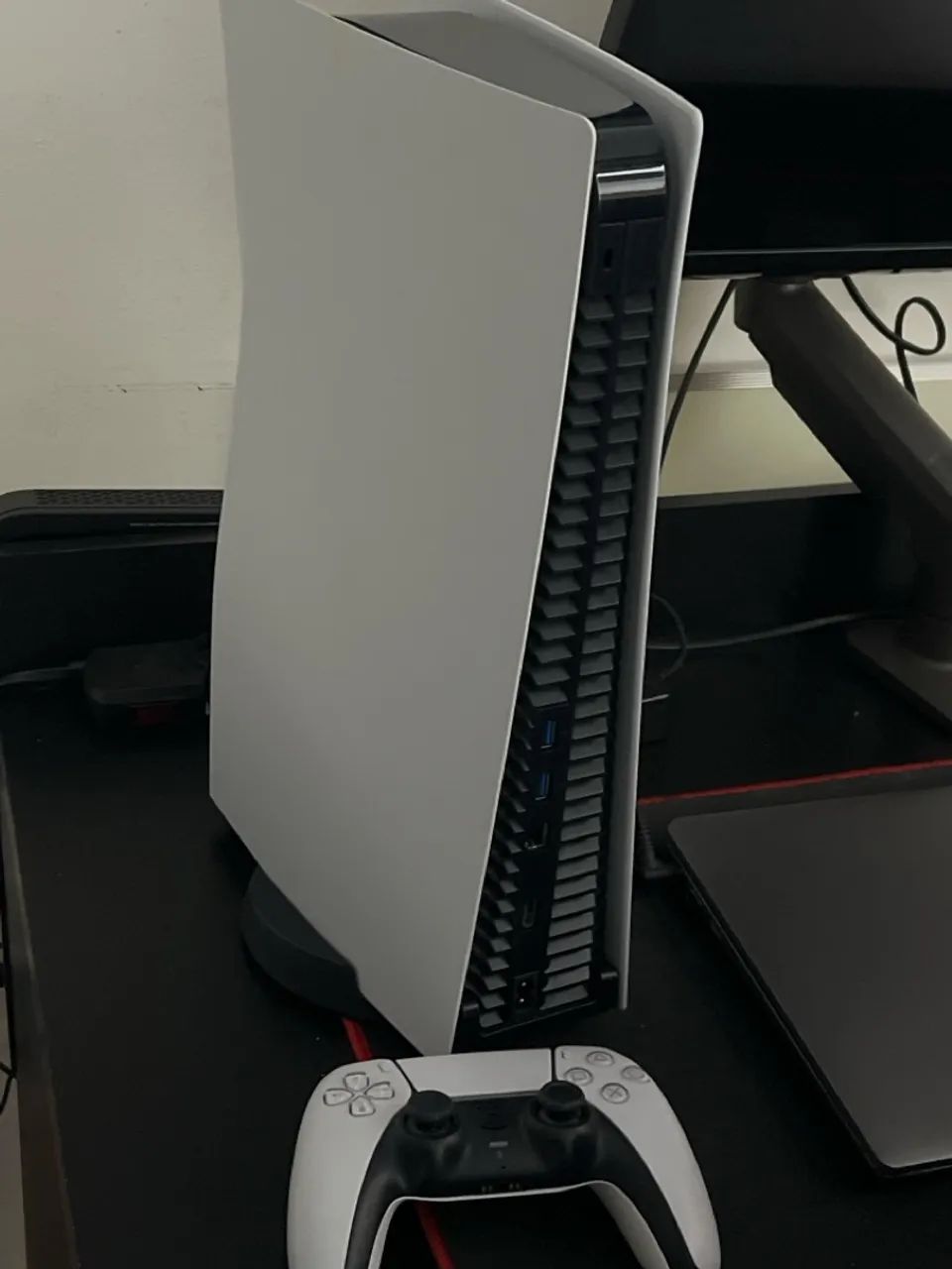 PS5 - Console - Usado em ótimo estado -   - Foto 2