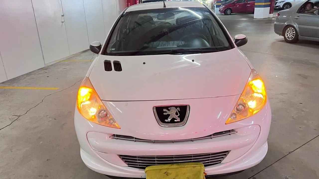Peugeot 2013 1.4 Completo novíssimo  - Foto 2