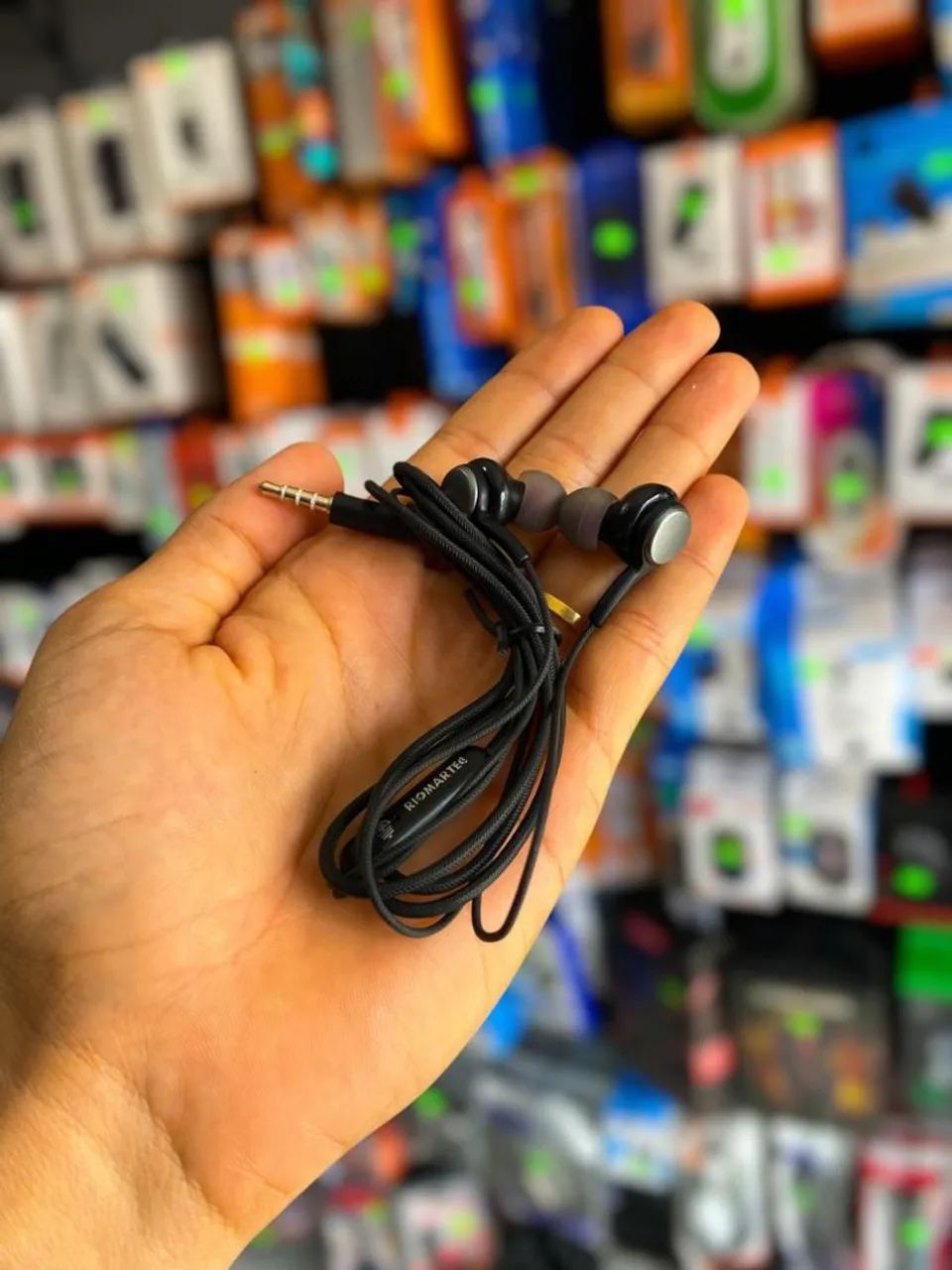 FONE DE OIVIDO COM FIO S8 - Foto 2