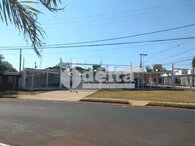 Área disponível para locação no bairro Aclimação em Uberlândia-MG - Foto 8
