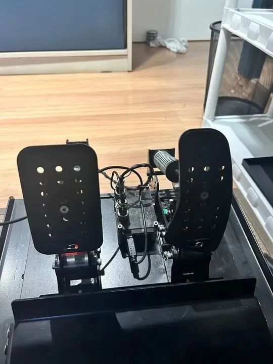 FANATEC CSW 2.5 + FORMULA CARBON + PEDAL PRS LOADCELL - Foto 2