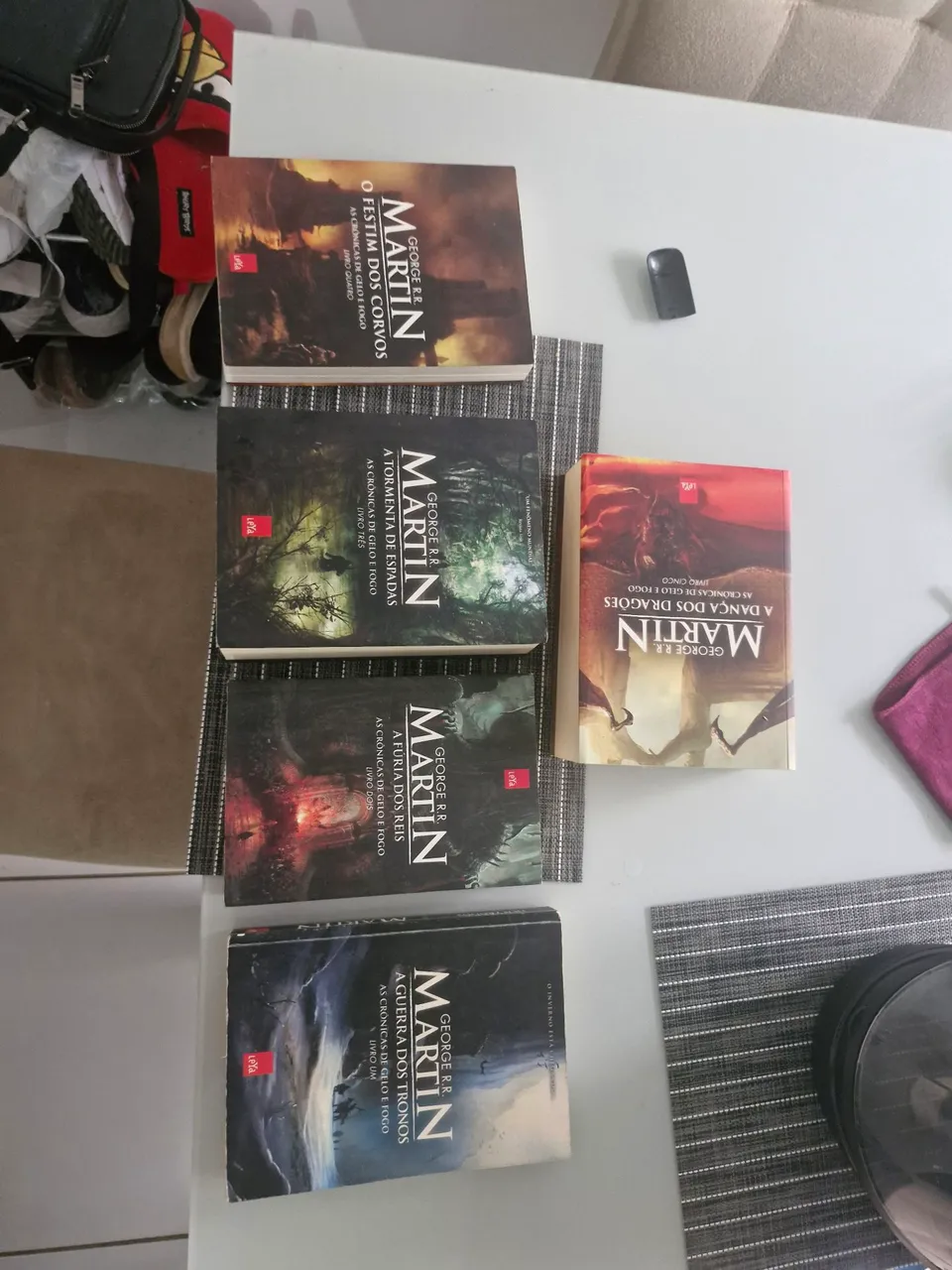 Coleção As Crônicas de Gelo e Fogo - George R. R. Martin