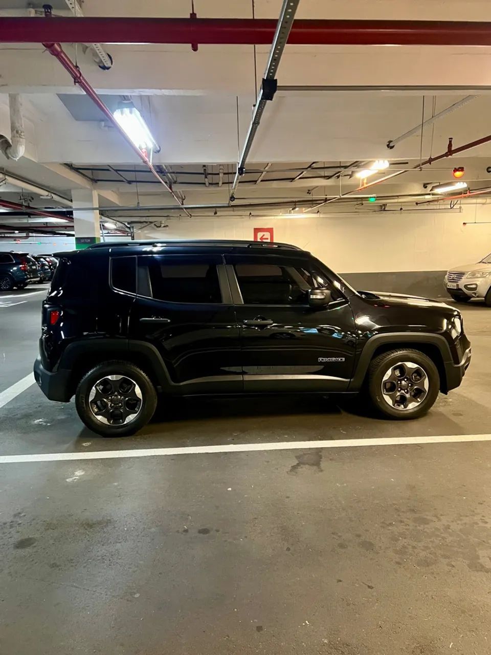 Renegade ano/mod 2019, 40mil km - excelente estado - Foto 3