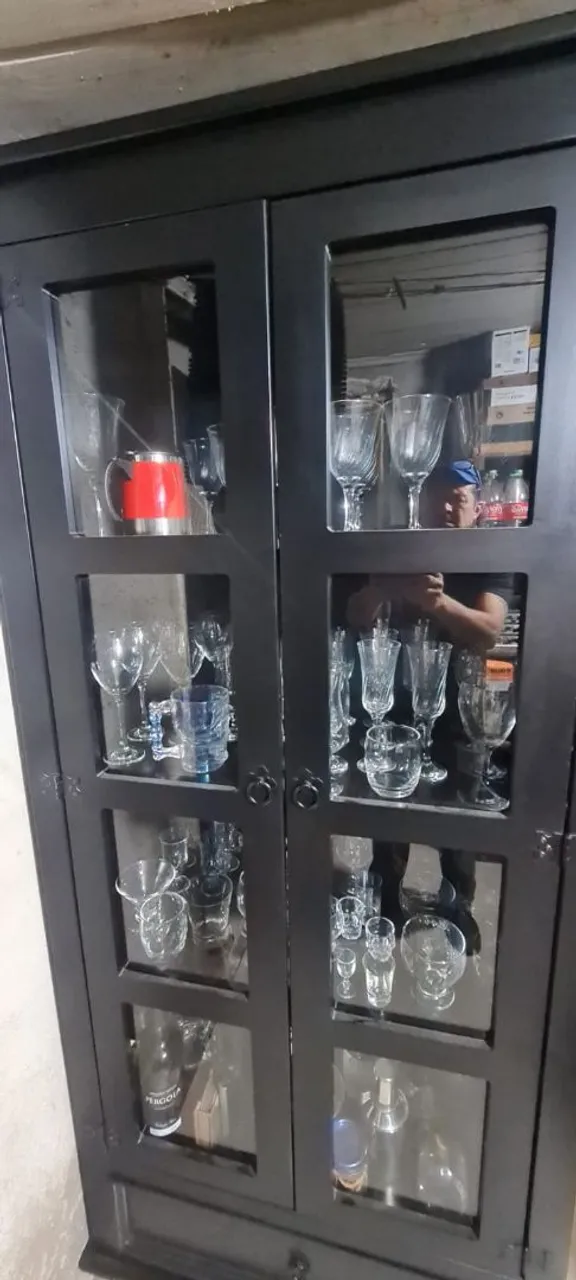 Armário de Vidro para Decoração - Exclusivo!