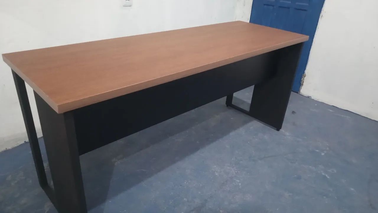 Mesa de escritório linha industrial 