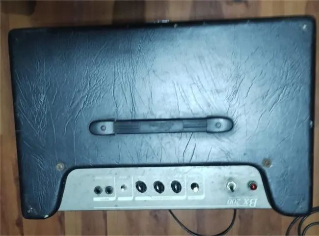Cubo Staner Bx 200. 140 watts RMS - Foto 3