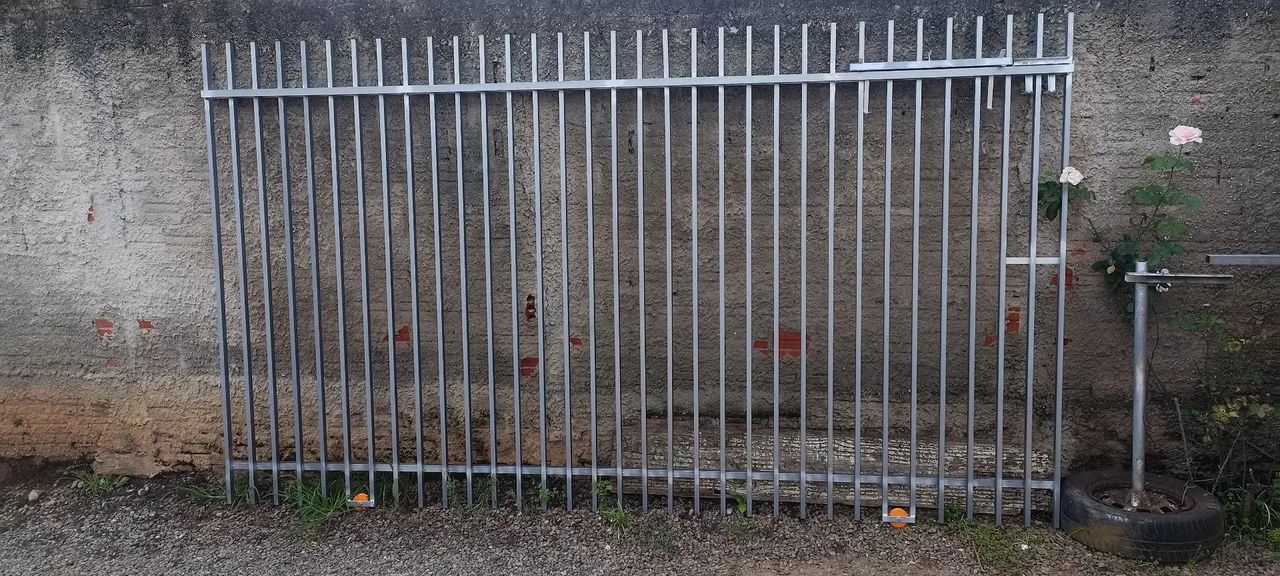 Portão novo 3x2 simples e básico 850 reais!