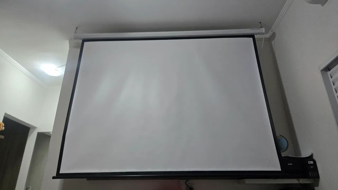 Projetor the freestyle 2nd com tela retrátil 100 polegadas - Foto 5