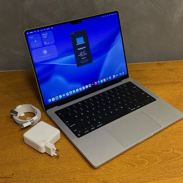 MacBook Pro M4 14インチ512GB apple care加入済 MacBook Pro Apple 14