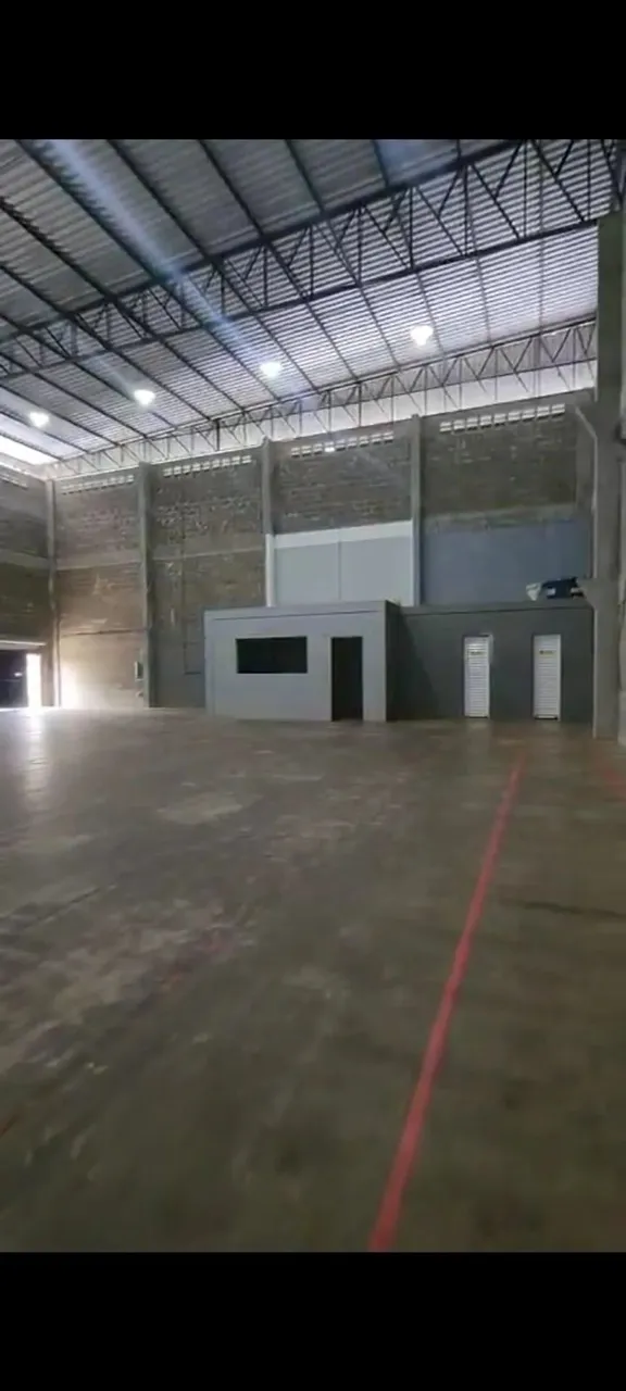 Galpão 500 M2 em via Principal Próx. Nathan Chavier!
