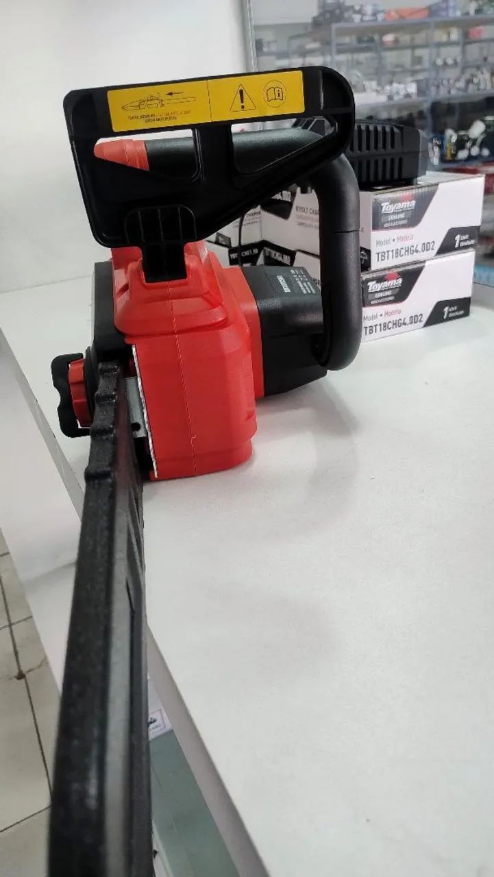 Motosserra Elétrica Toyama 18V - Potência e Praticidade! - Foto 5