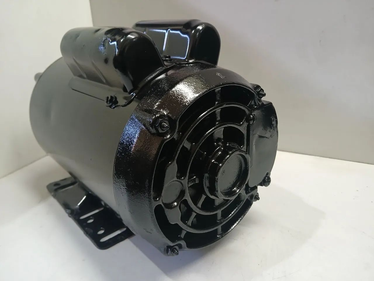 Motor elétrico weg monofásico 3 cv 2 pólos  - Foto 3