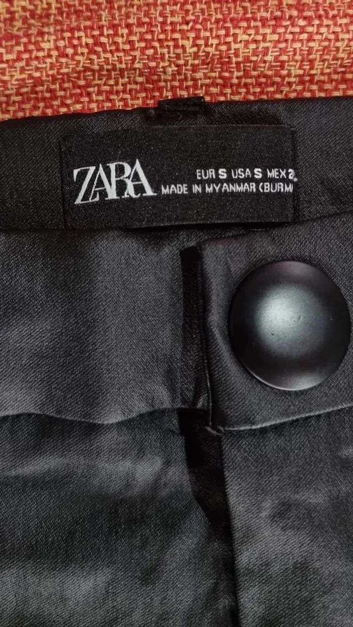 Calça Skinny - Resinada Zara - Tamanho 34 - Foto 2