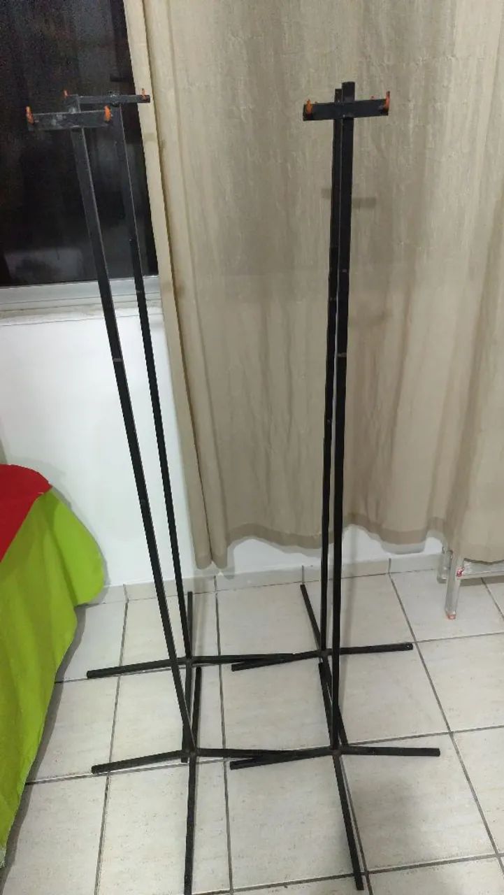 Estacas de pássaros