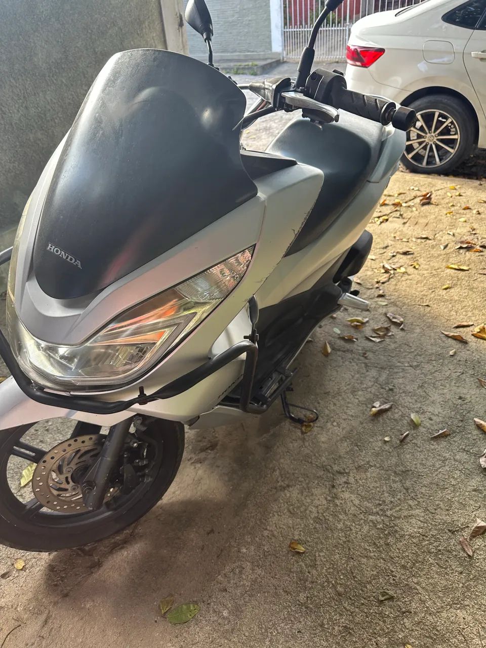 Vendo e estudo possibilidades em troca Pcx 2018 leia o anúncio !! - Foto 2