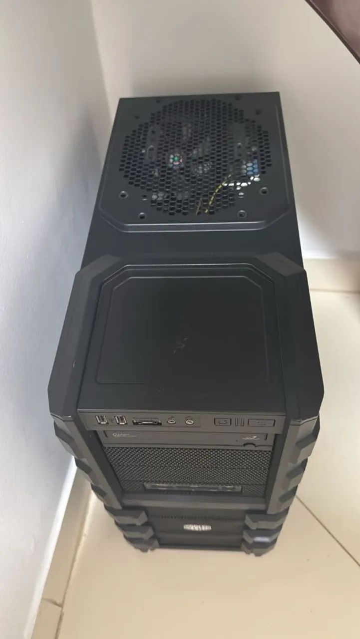 Gabinete Cooler Master - Design Robusto e Funcional - Foto 3