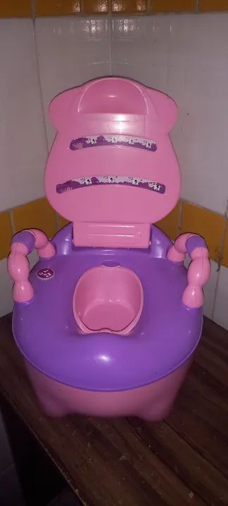 Penico Infantil - Princesinha - Rosa - Foto 2