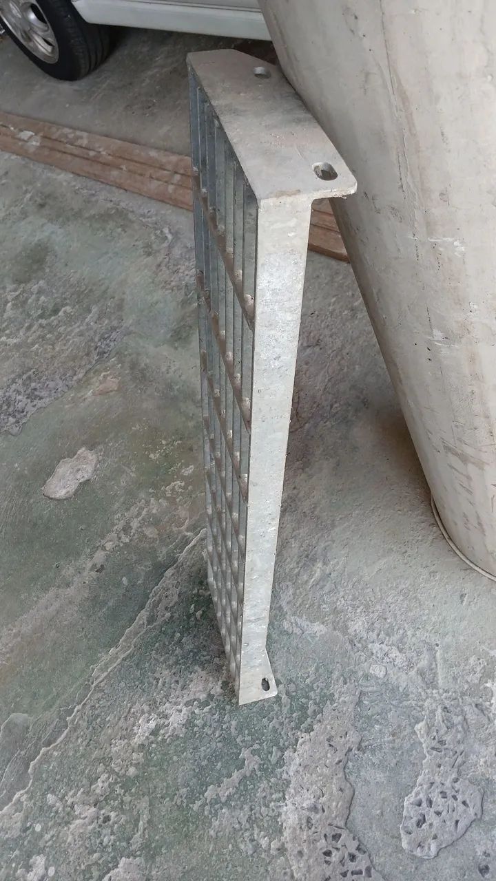 Degraus galvanizado industrial 64706781624705123