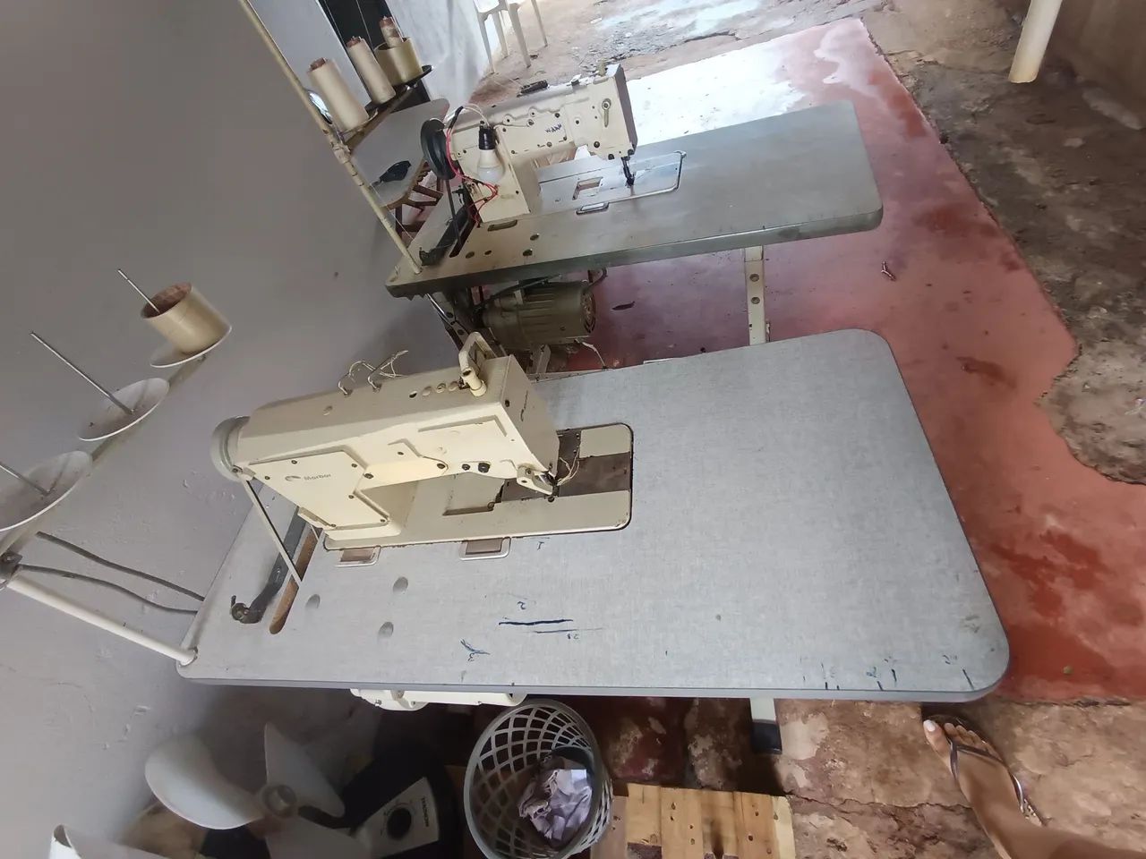 Máquina pronta pra costura 