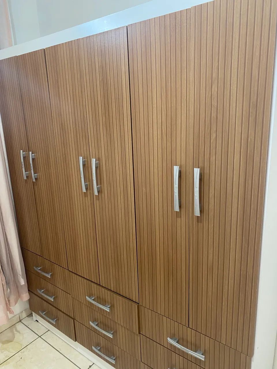 Guarda roupa 6 portas64739862352259121