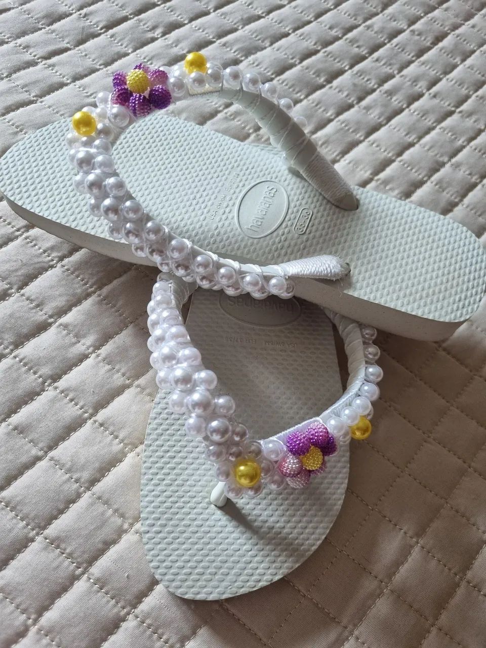 Sandálias havaianas customizadas