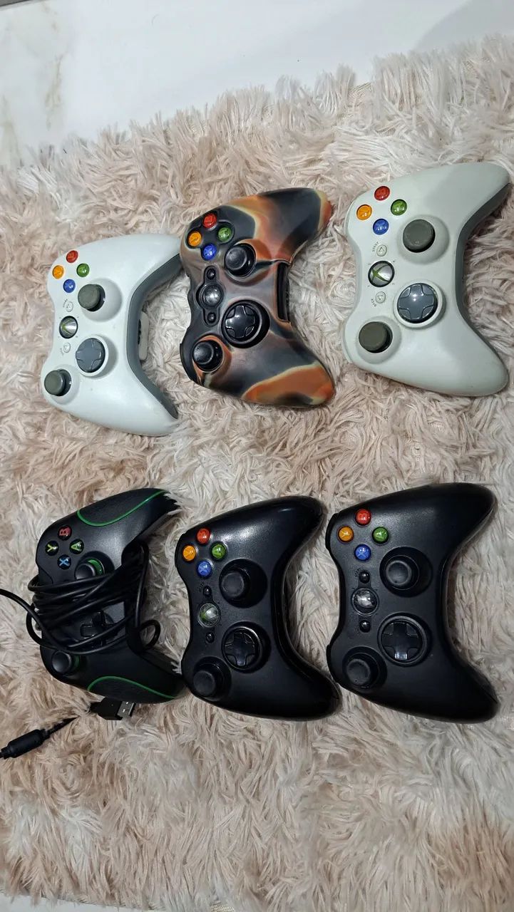 Xbox 360 Slim + Kinect  com caixa - Foto 2