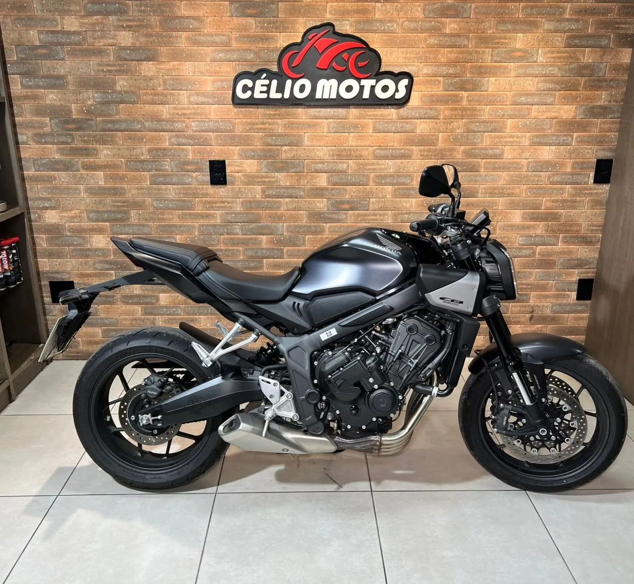 CB 650R 650R CINZA 2025/2026
