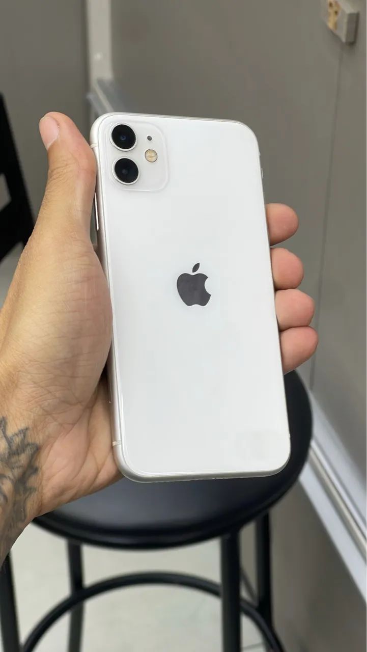 IPHONE 11 128 gigas  - Foto 2