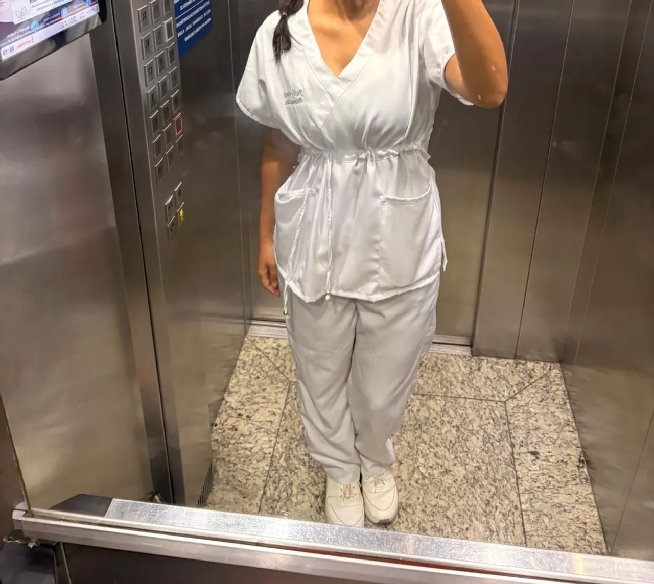 Scrub branco feminino - Foto 2
