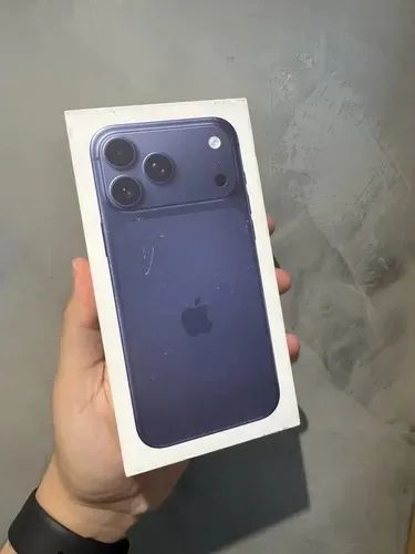 iPhone 17 pro max azul