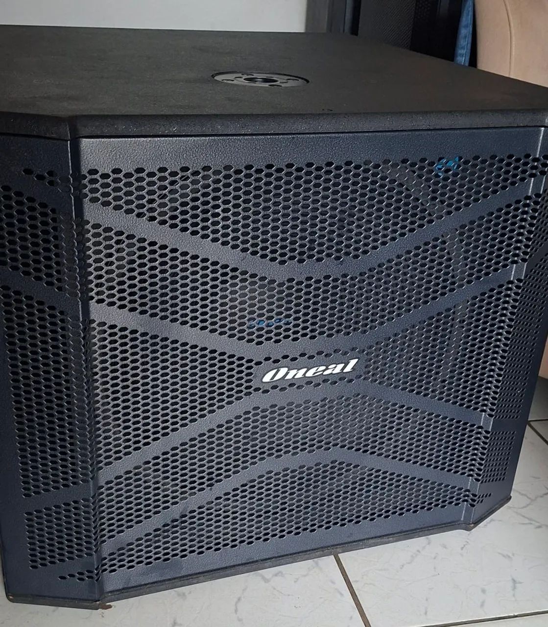 ALUGO CAIXAS DE SOM OP 5060 POTENTES ACOMPANHA MESA 12 CANAS E PAR DE MICROFONES - Foto 2