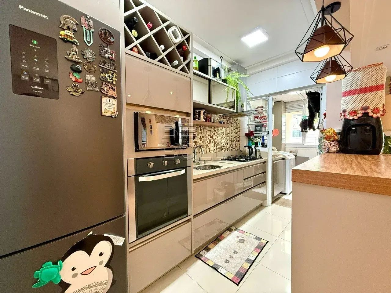 Apartamento com sol da manhã e 2 dormitórios em Coqueiros - Foto 4